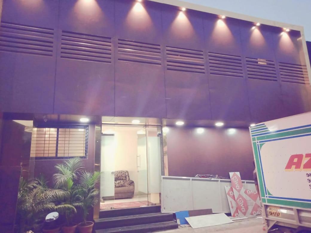 Hotel Ruby Mumbai Exteriör bild
